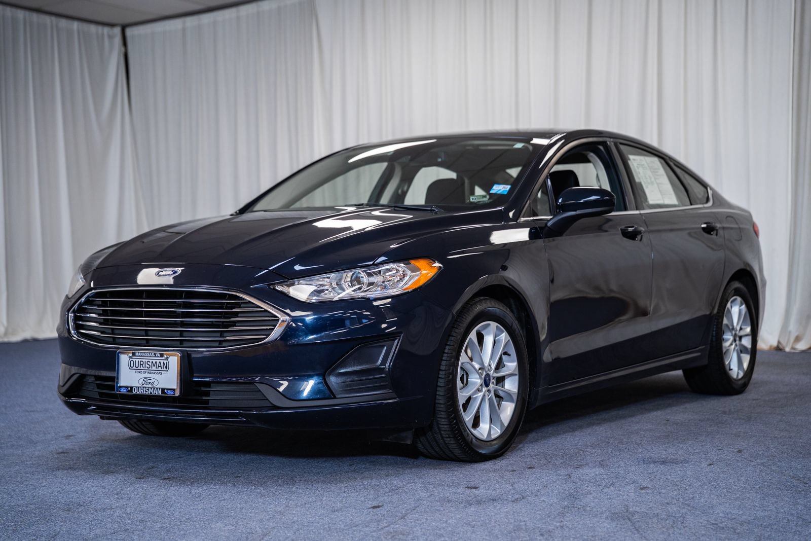 Certified 2020 Ford Fusion SE FWD image 3