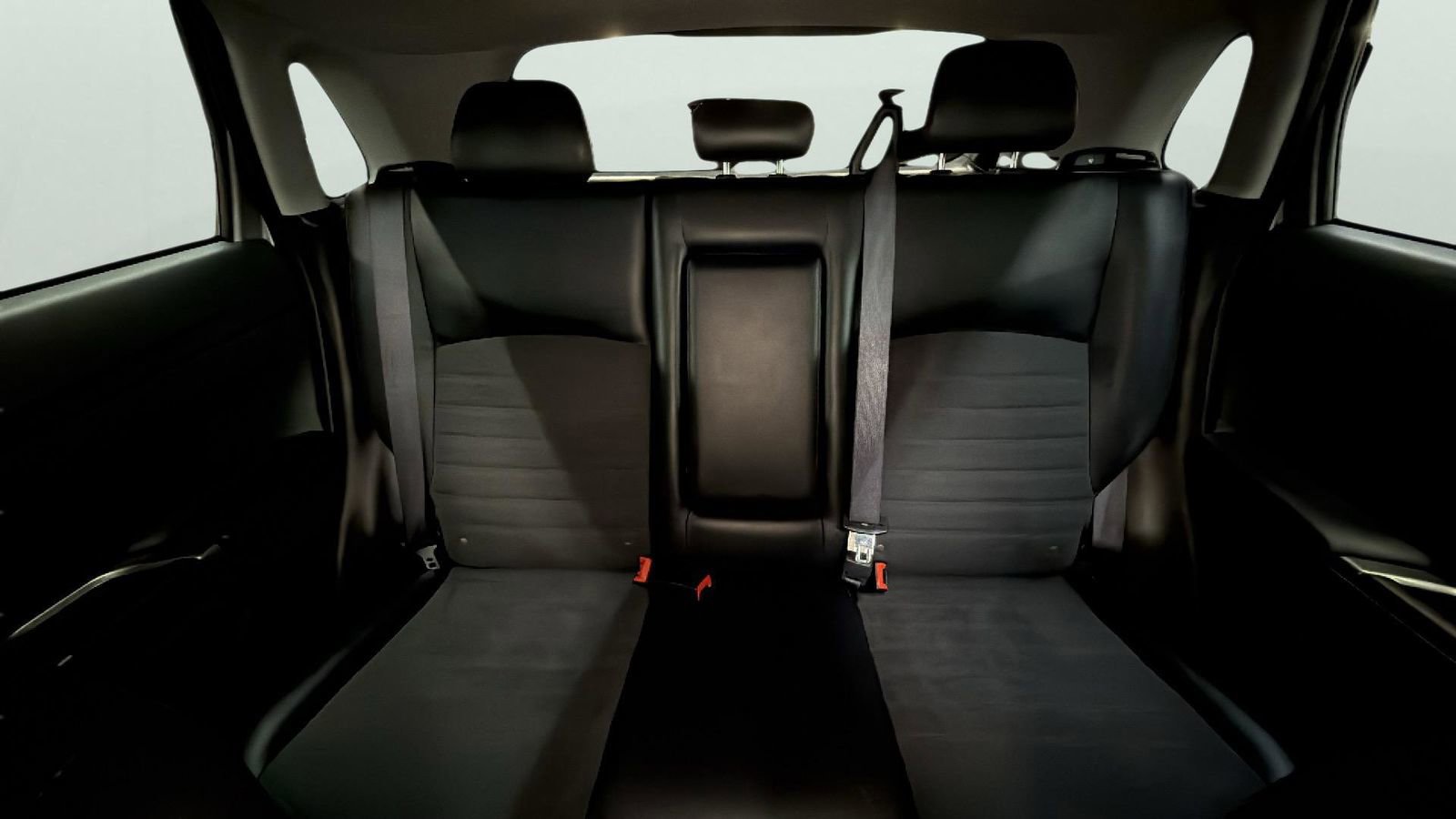 Used 2025 Mitsubishi Outlander Sport AWD image 26