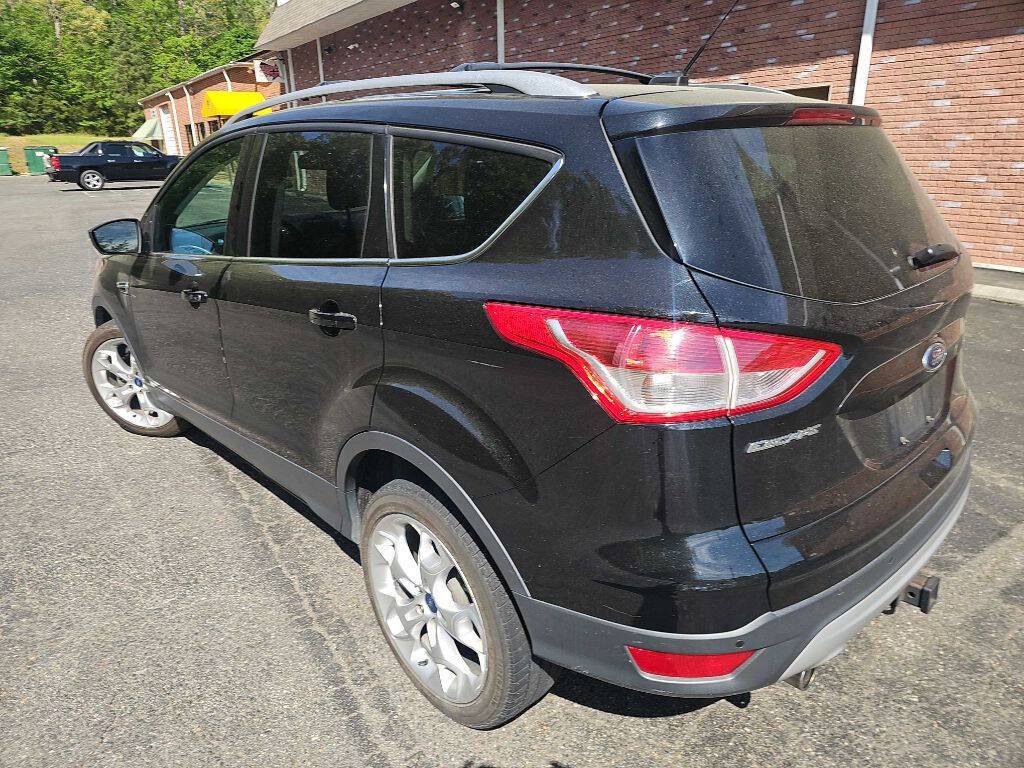Used 2013 Ford Escape Titanium w/ Parking Technology Pkg AWD/4WD image 10