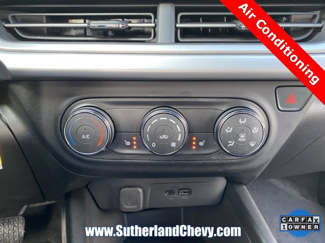 Certified 2025 Chevrolet Trax RS w/ Driver Confidence Package image 29