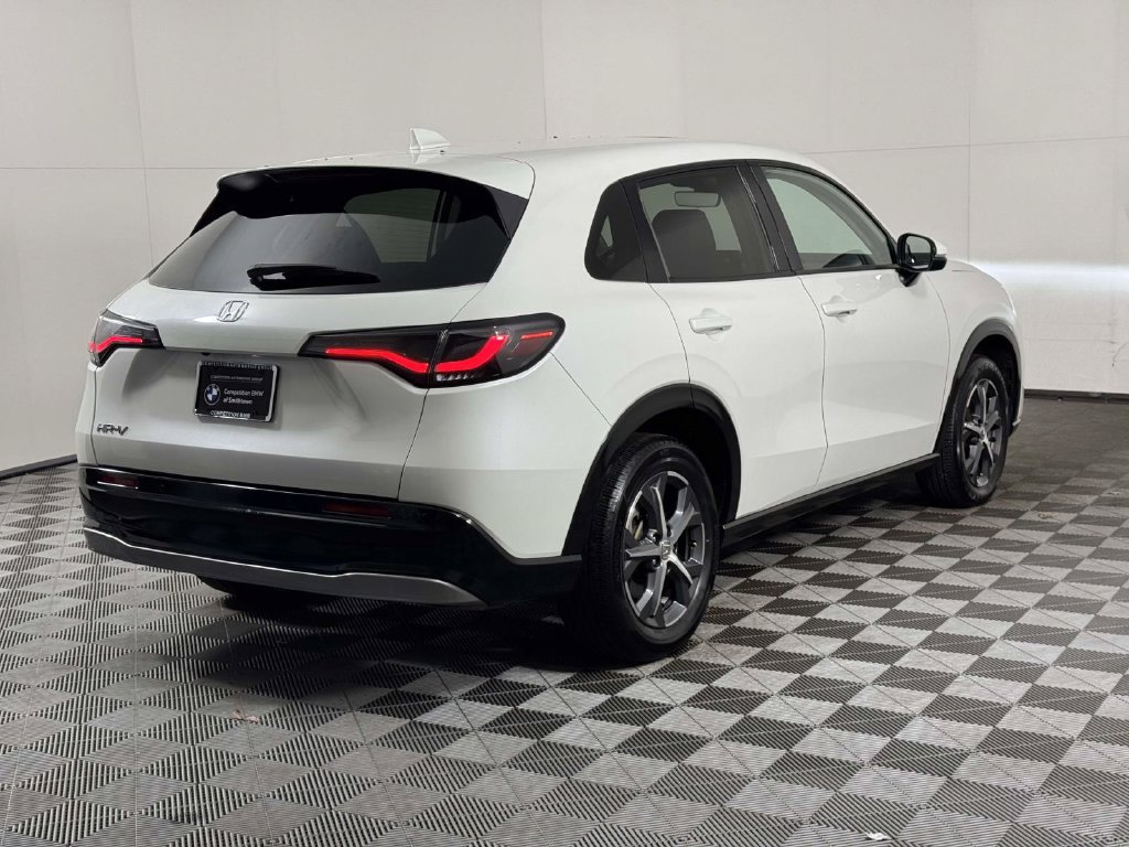 Used 2024 Honda HR-V EX-L image 10