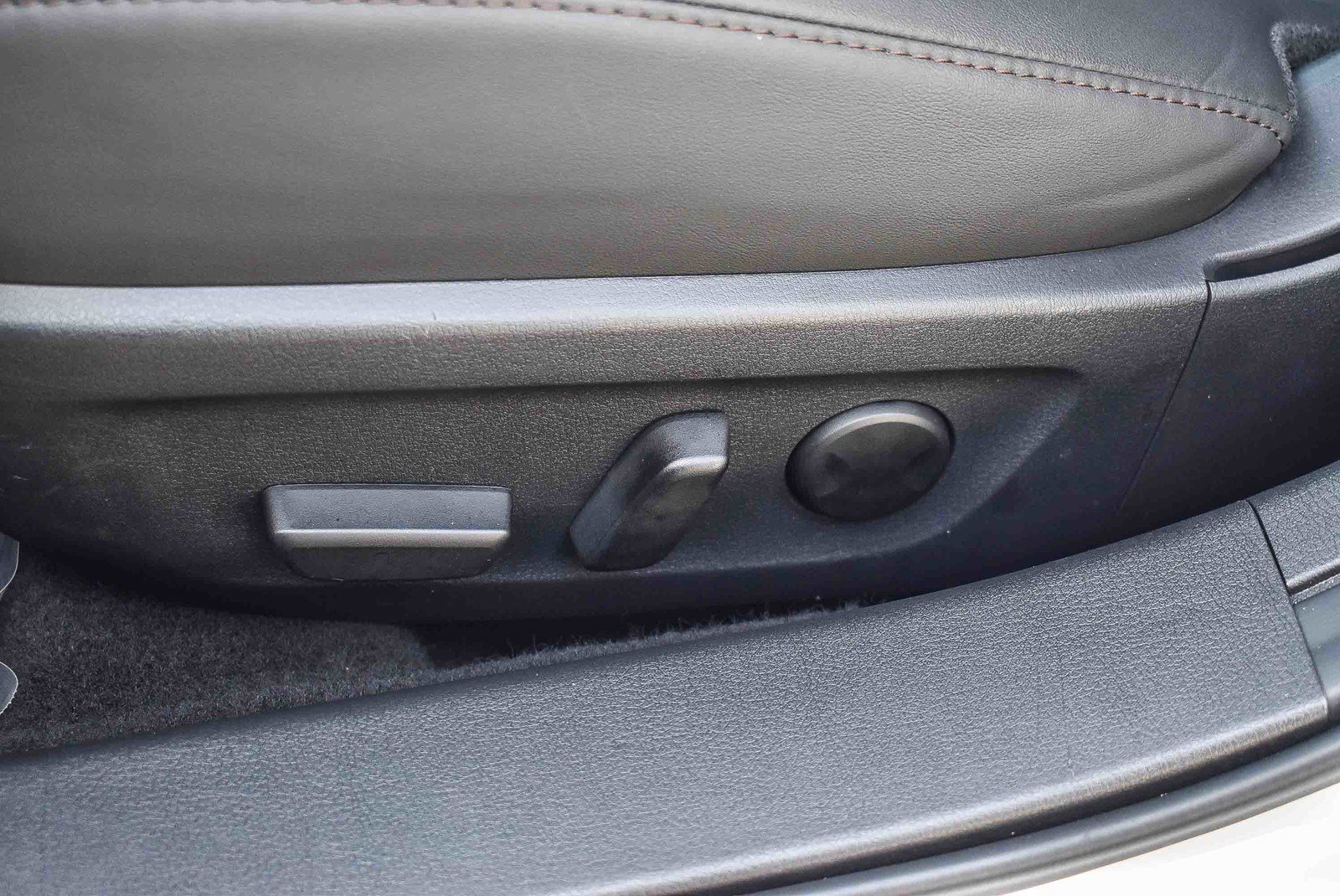 Used 2023 MAZDA MAZDA3 s image 21