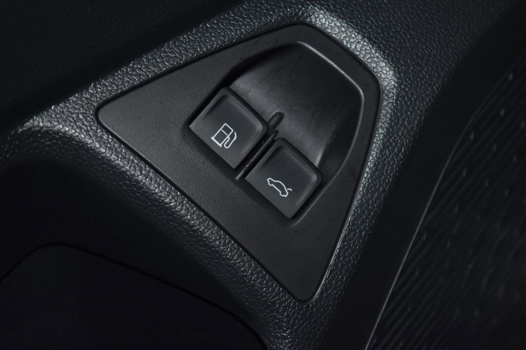 Used 2023 Volkswagen Jetta S image 6