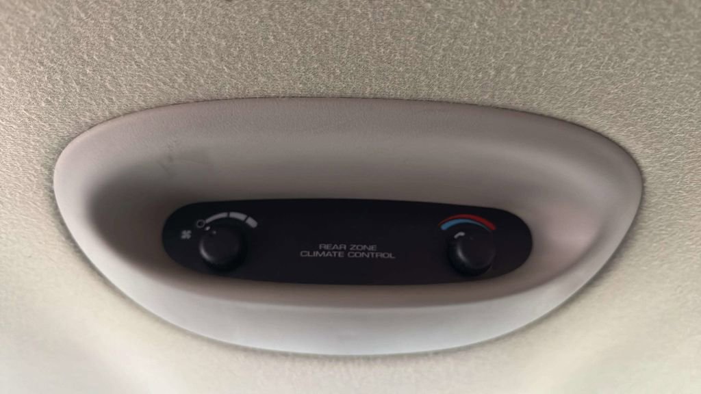Used 2006 Dodge Grand Caravan SXT FWD image 12