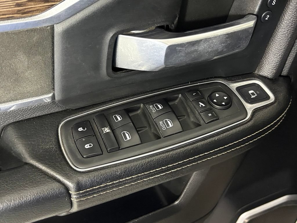 Used 2019 RAM 3500 Laramie AWD/4WD image 18