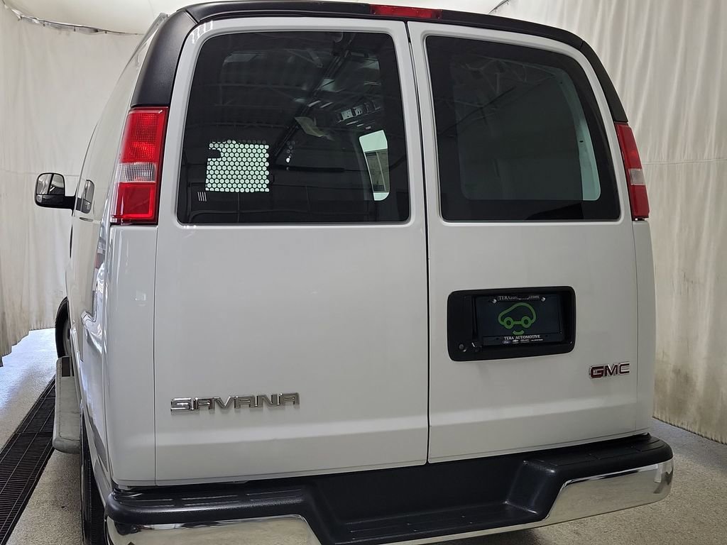 Certified 2024 GMC Savana 2500 Work Van w/ Driver Convenience Package image 4