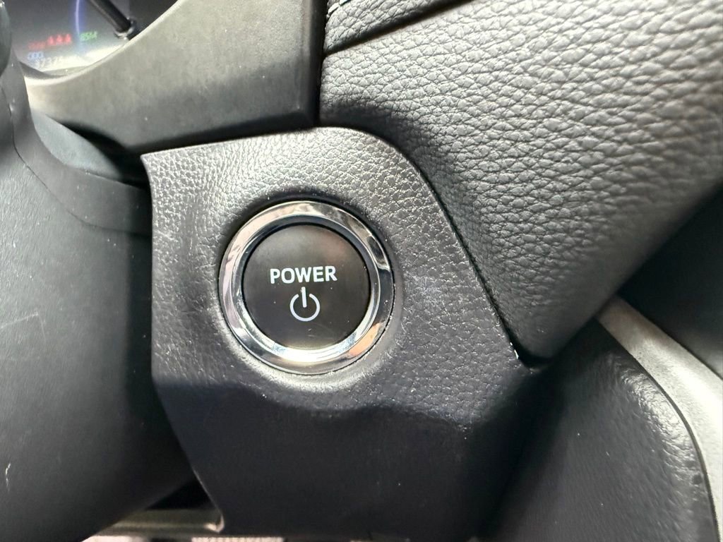 Certified 2025 Toyota RAV4 XLE image 26