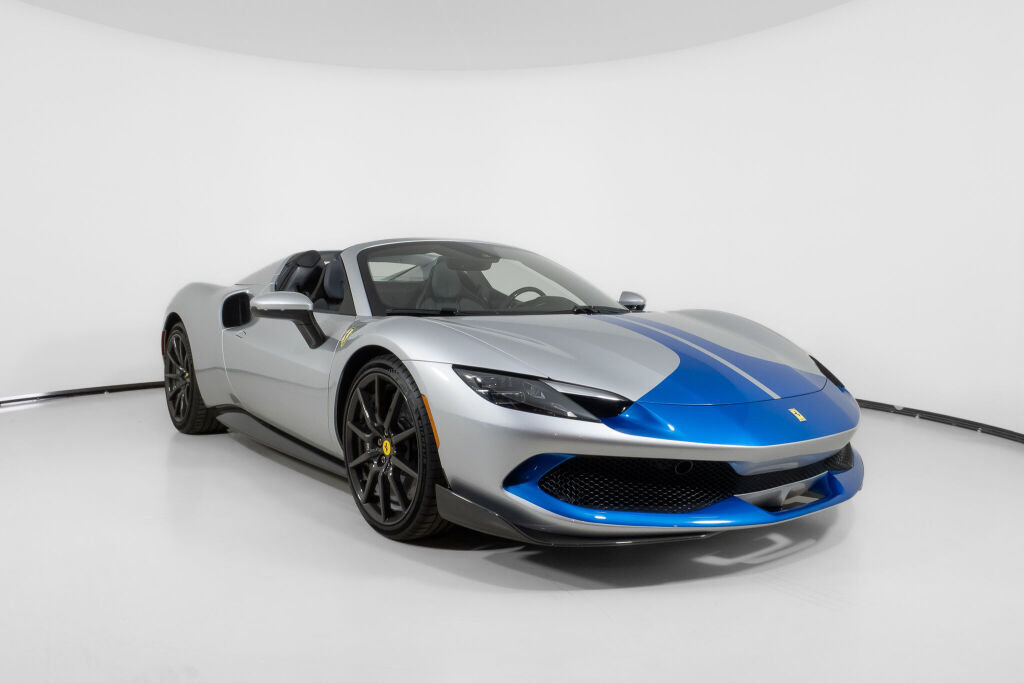 Used 2023 Ferrari 296 GTS image 6