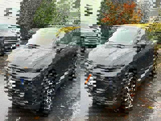 New 2026 Chevrolet Equinox EV LT image 3