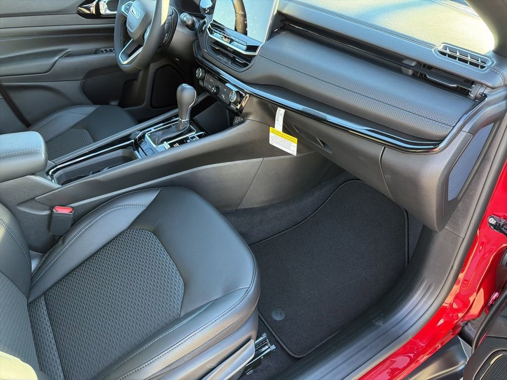 New 2026 Jeep Compass Latitude image 24