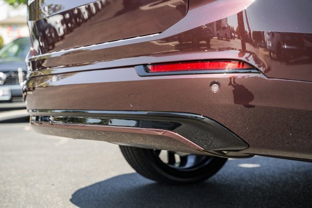 New 2026 Volvo XC90 B6 Ultra w/ Lounge Package image 8