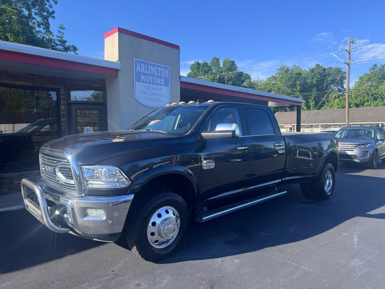 Used 2018 RAM 3500 Laramie Longhorn AWD/4WD image 2