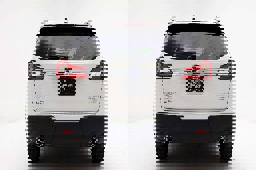 Used 2022 Subaru Ascent Limited w/ Technology Package image 8