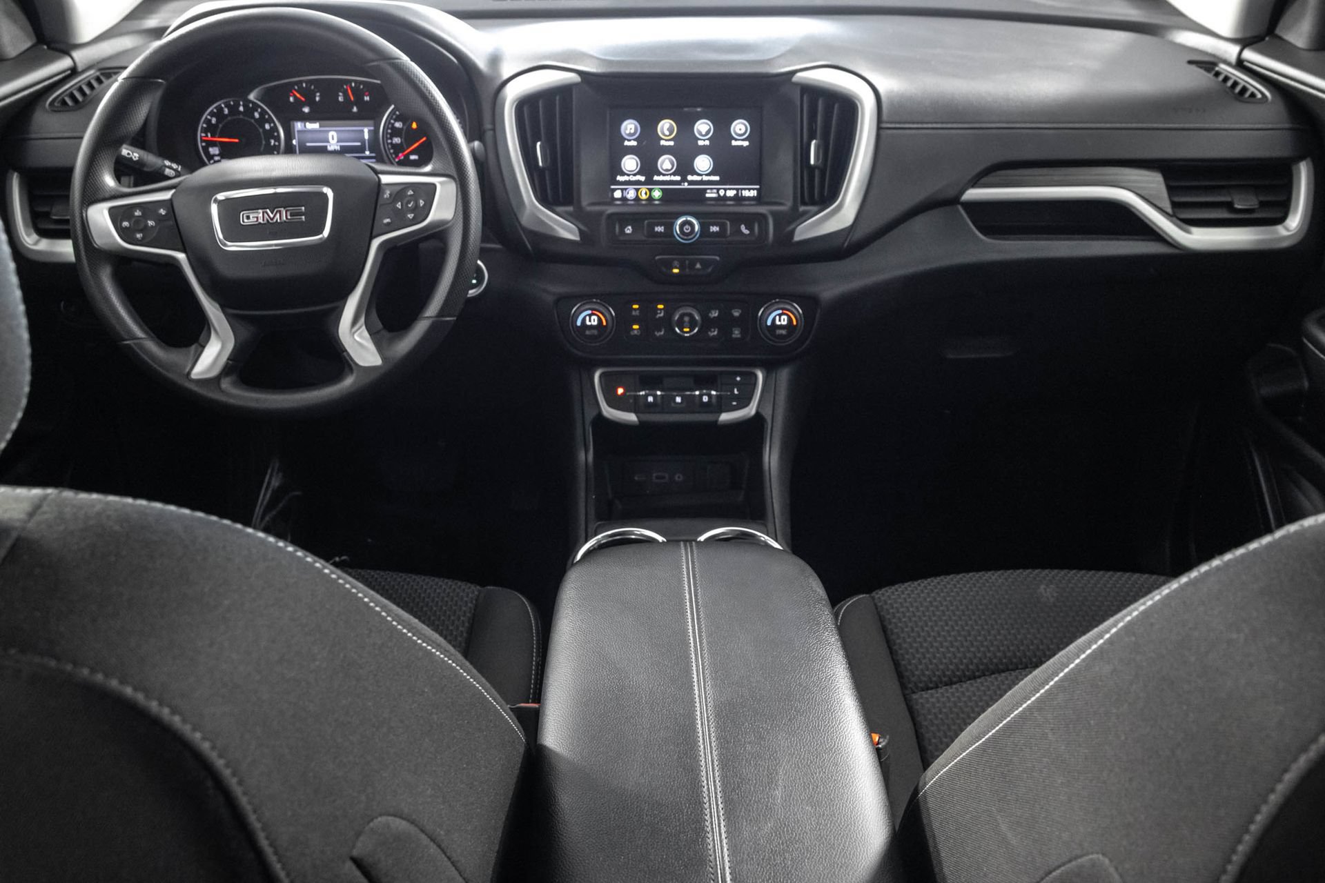 Used 2023 GMC Terrain SLE w/ Driver Convenience Package FWD image 23