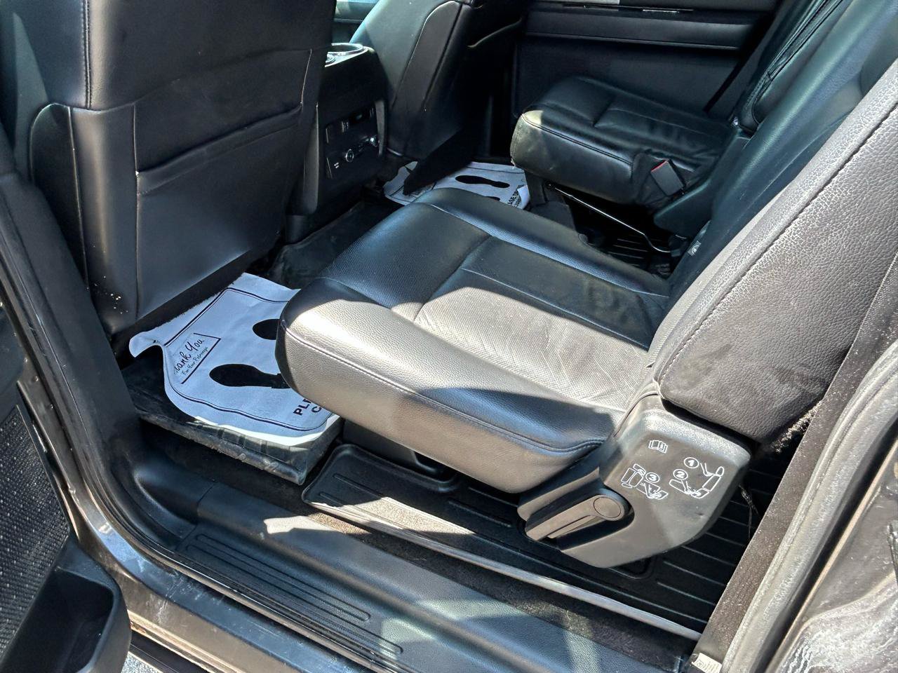 Used 2015 Ford Expedition EL Limited w/ Equipment Group 301A AWD/4WD image 9