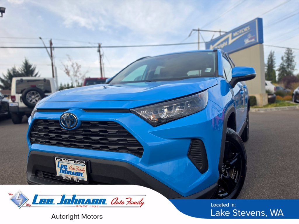 Used 2020 Toyota RAV4 LE w/ All Weather Liner Package