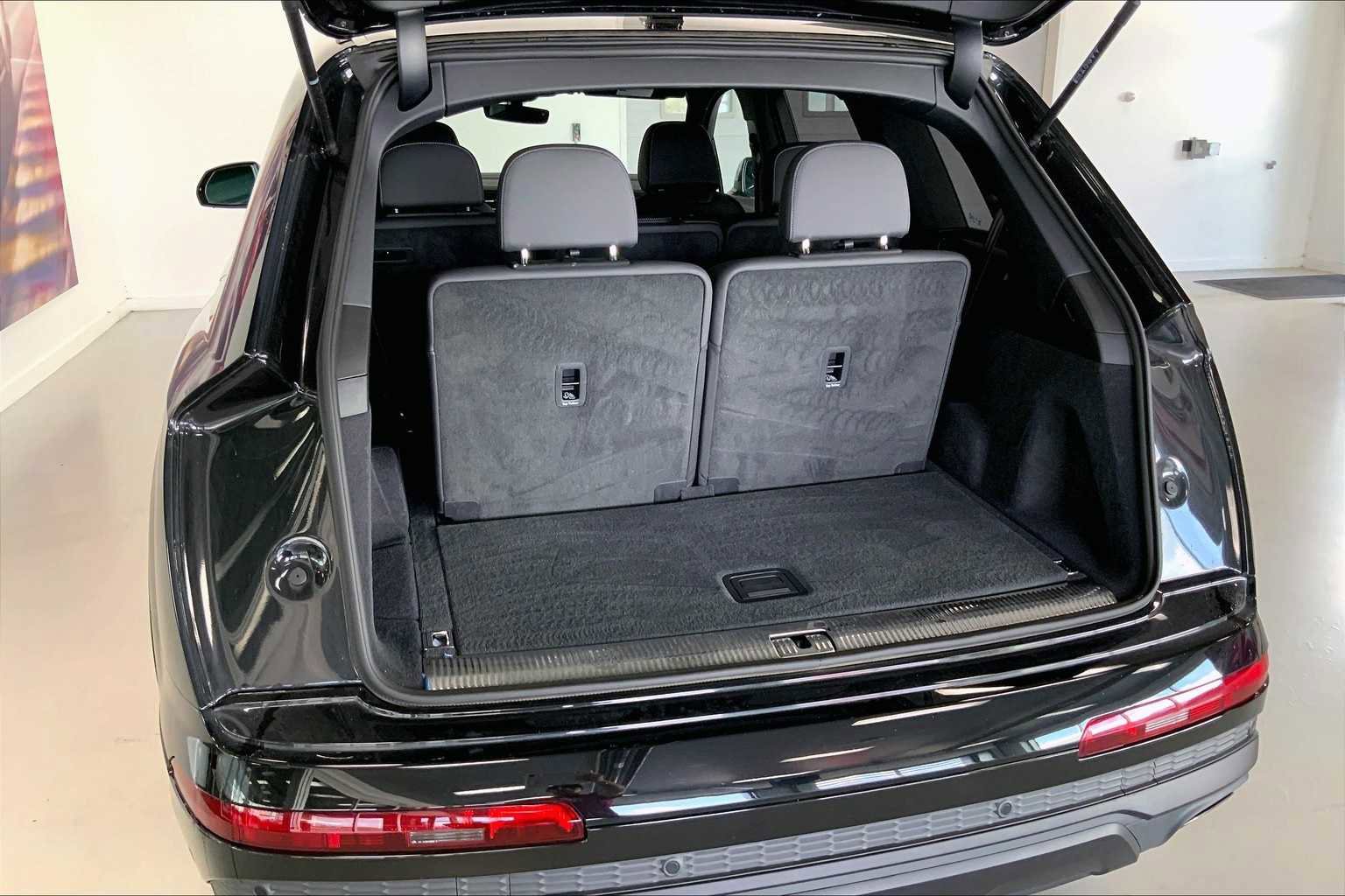 Used 2025 Audi Q7 3.0T Premium Plus w/ Premium Plus Package image 18