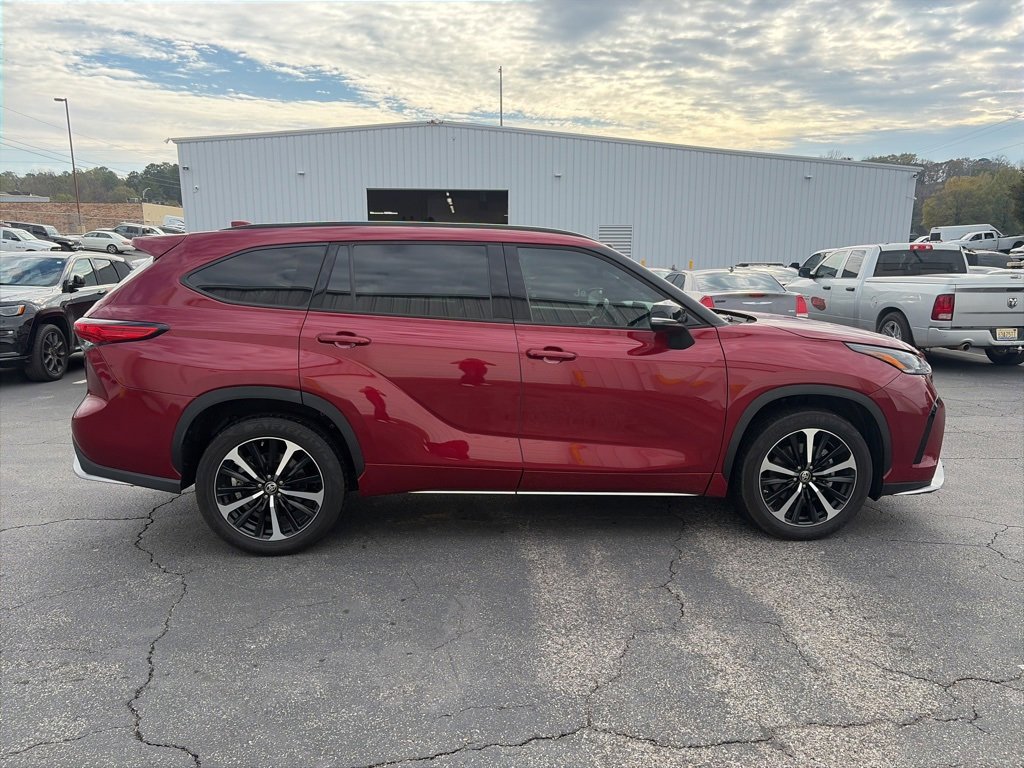 Used 2021 Toyota Highlander XSE image 8