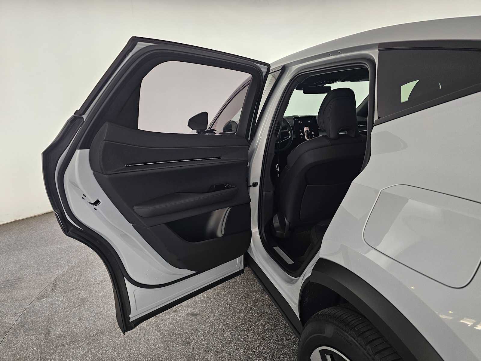 Used 2025 Polestar Polestar 3 AWD/4WD image 16
