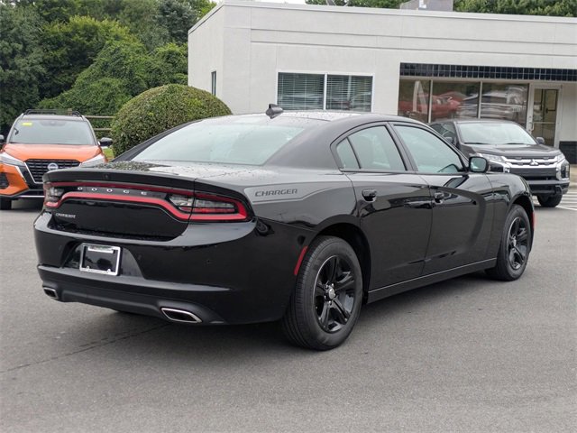 Used 2023 Dodge Charger SXT image 3