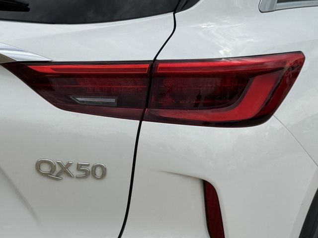 Used 2019 INFINITI QX50 Essential w/ Premium Heat Package FWD image 6
