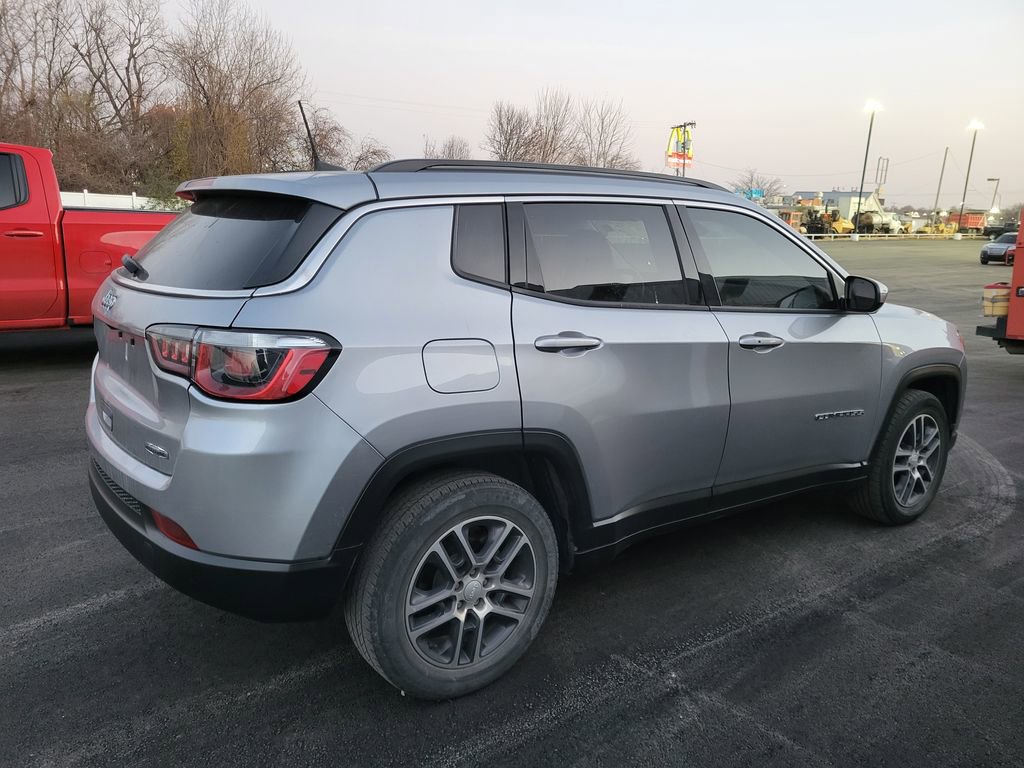 Used 2018 Jeep Compass Latitude w/ Popular Equipment Group image 24