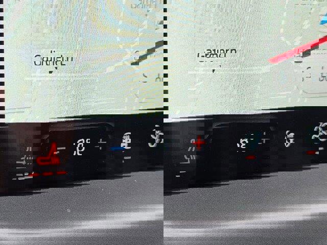 New 2024 Ford Escape SE image 24