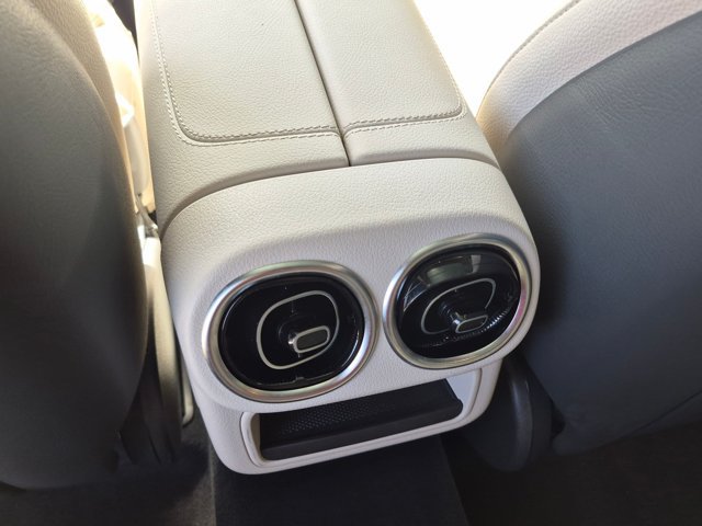 Certified 2026 Mercedes-Benz GLC 300 4MATIC image 17