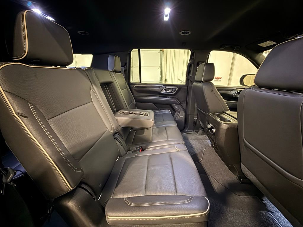 Used 2021 GMC Yukon XL SLT image 32