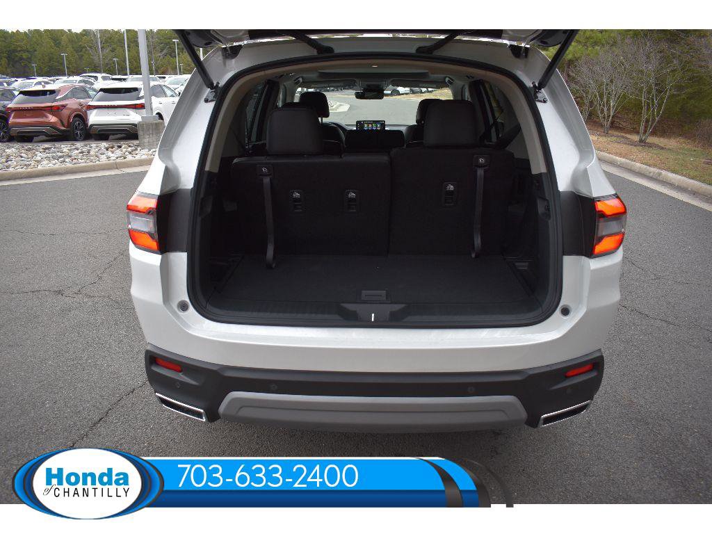 New 2025 Honda Pilot Touring image 33