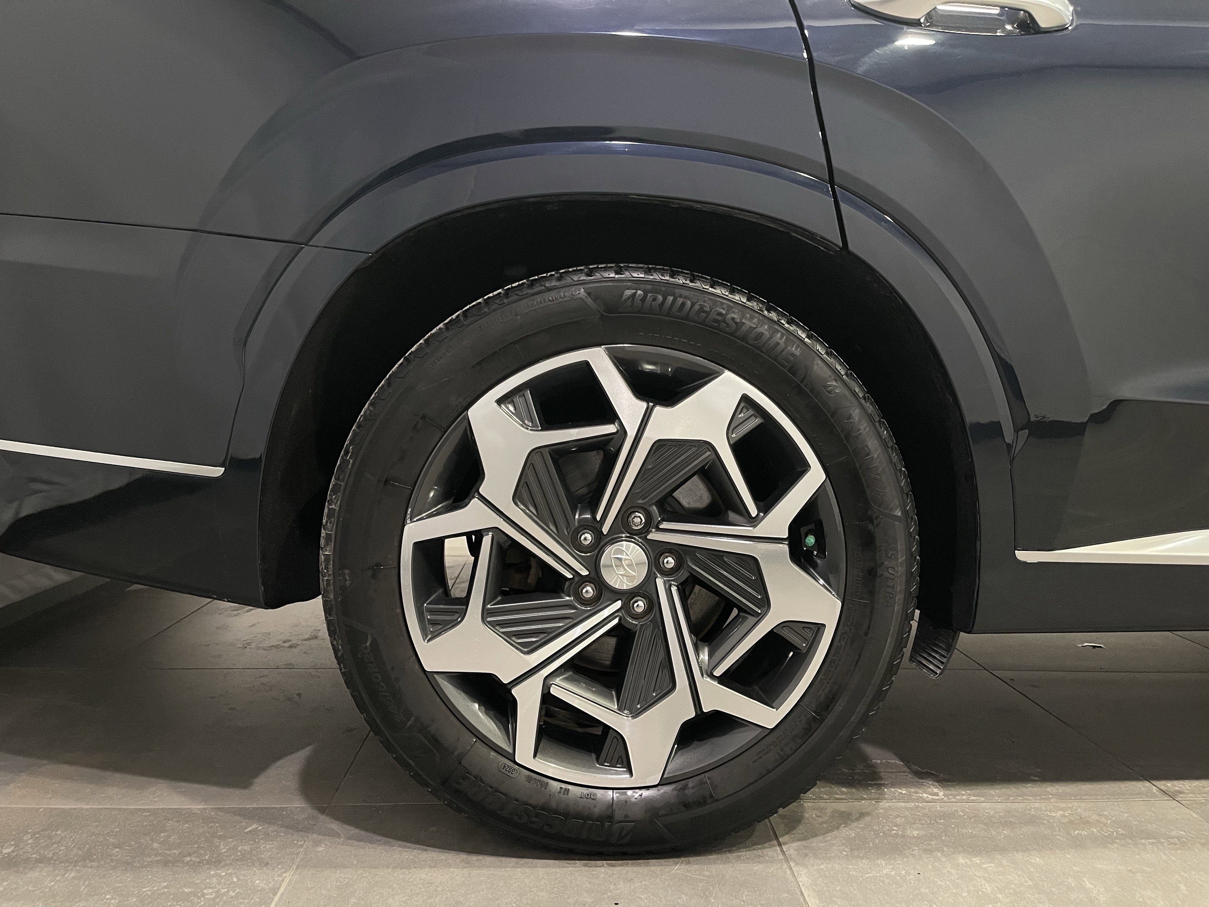 Used 2021 Hyundai Palisade Calligraphy w/ Cargo Package image 10