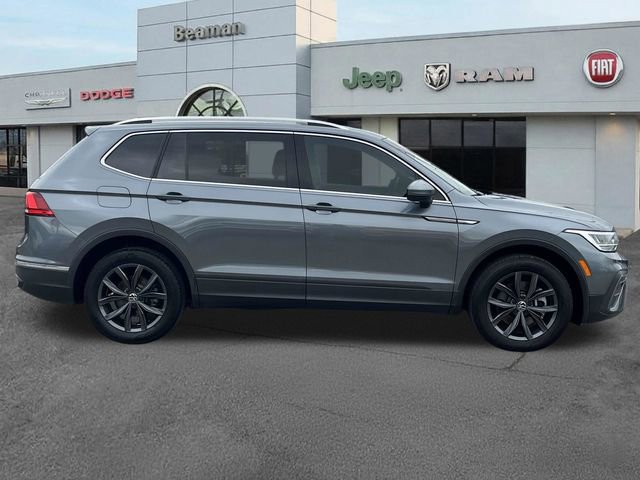 Used 2023 Volkswagen Tiguan SE FWD image 8