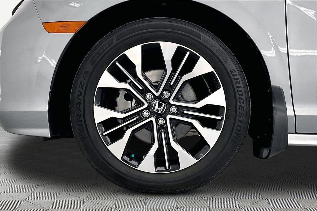 Used 2025 Honda Odyssey Elite image 9