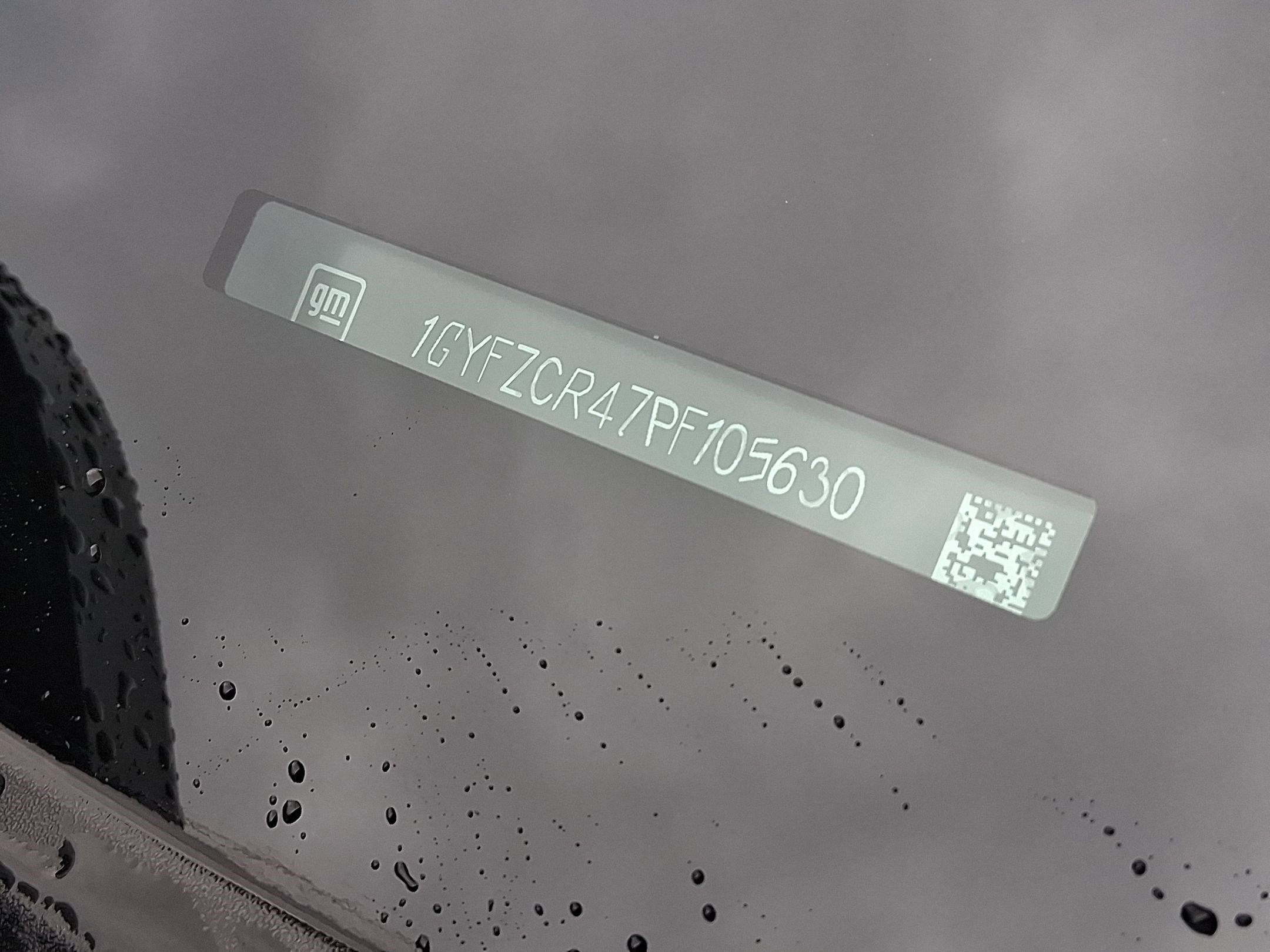 Used 2023 Cadillac XT4 Premium Luxury w/ Technology Package image 18