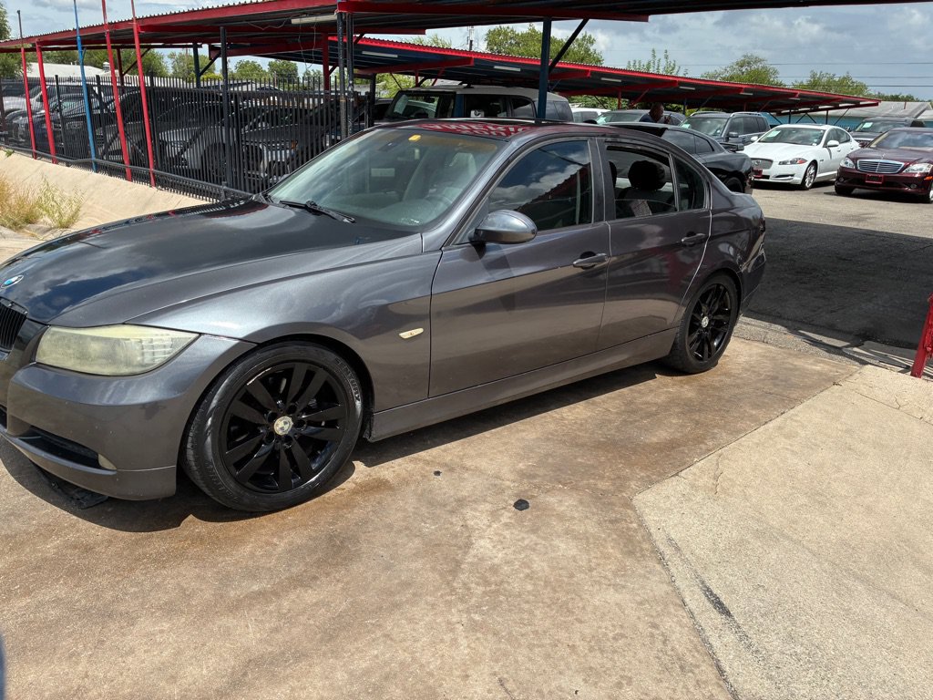 Used 2006 BMW 325i Sedan RWD image 13