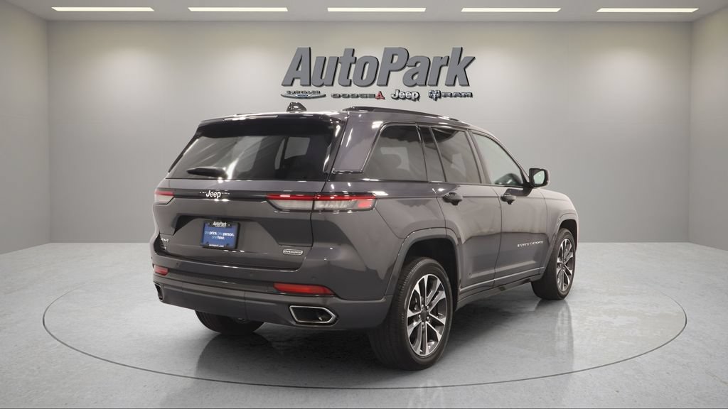 Certified 2023 Jeep Grand Cherokee Overland AWD/4WD image 11