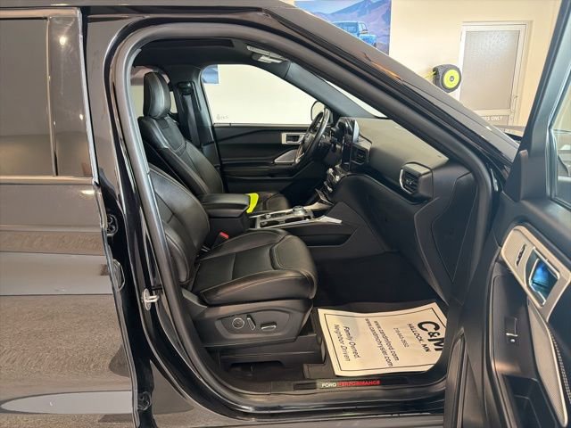 Used 2020 Ford Explorer ST w/ Premium Technology Package AWD/4WD image 22