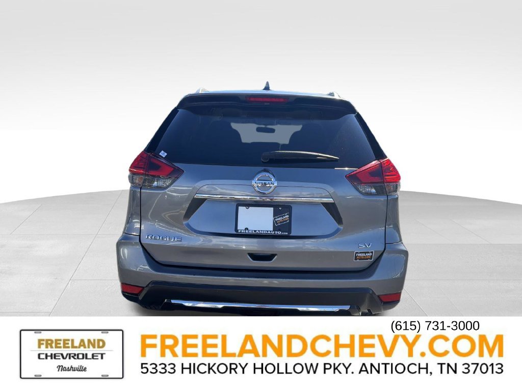 Used 2017 Nissan Rogue SV FWD image 4