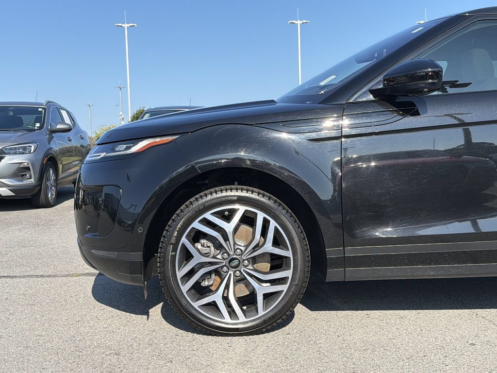 Used 2021 Land Rover Range Rover Evoque SE AWD/4WD image 8