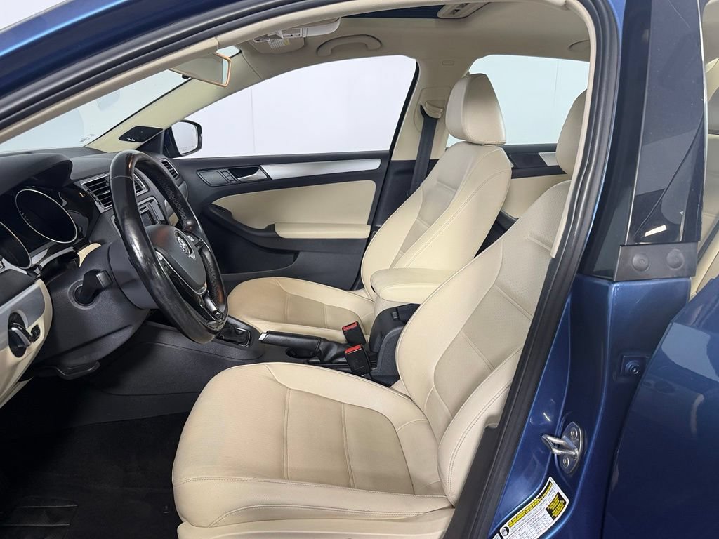 Used 2018 Volkswagen Jetta SEL FWD image 20