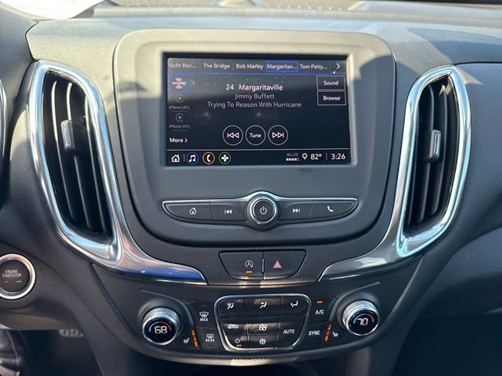Used 2024 Chevrolet Equinox LT FWD image 15