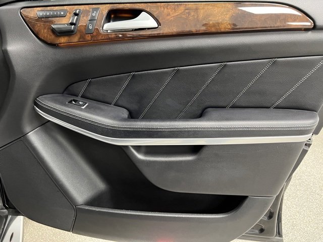 Used 2014 Mercedes-Benz GL 550 4MATIC image 62