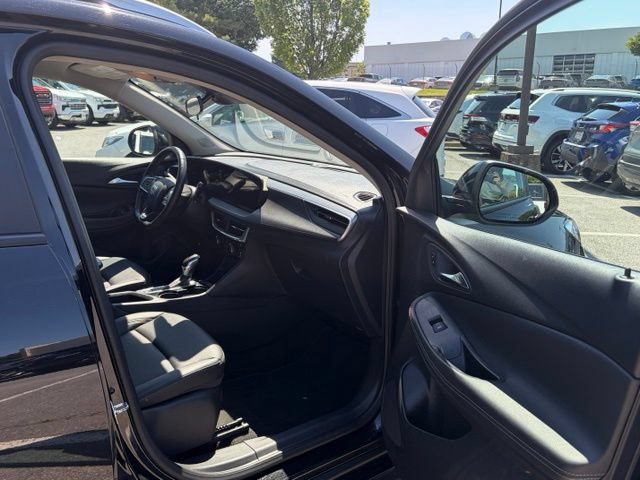 Used 2024 Buick Encore GX Sport Touring AWD/4WD image 27