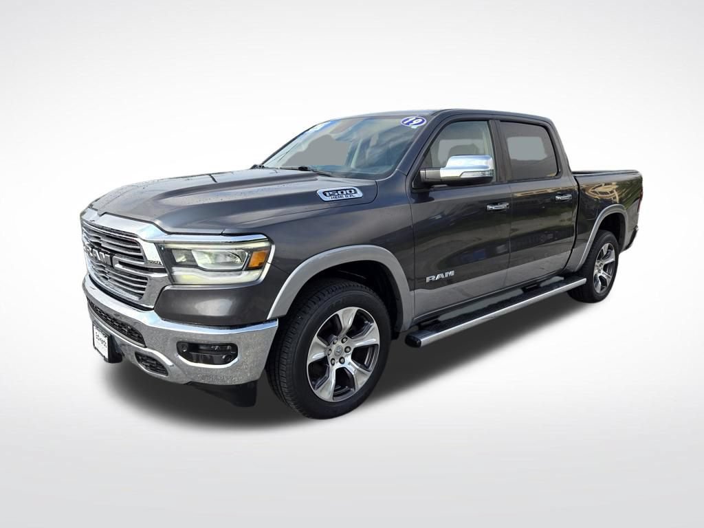 Used 2019 RAM 1500 Laramie AWD/4WD image 9