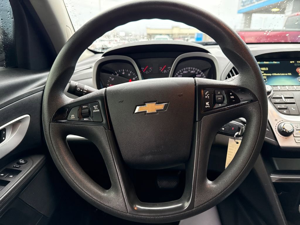 Used 2017 Chevrolet Equinox LS image 18