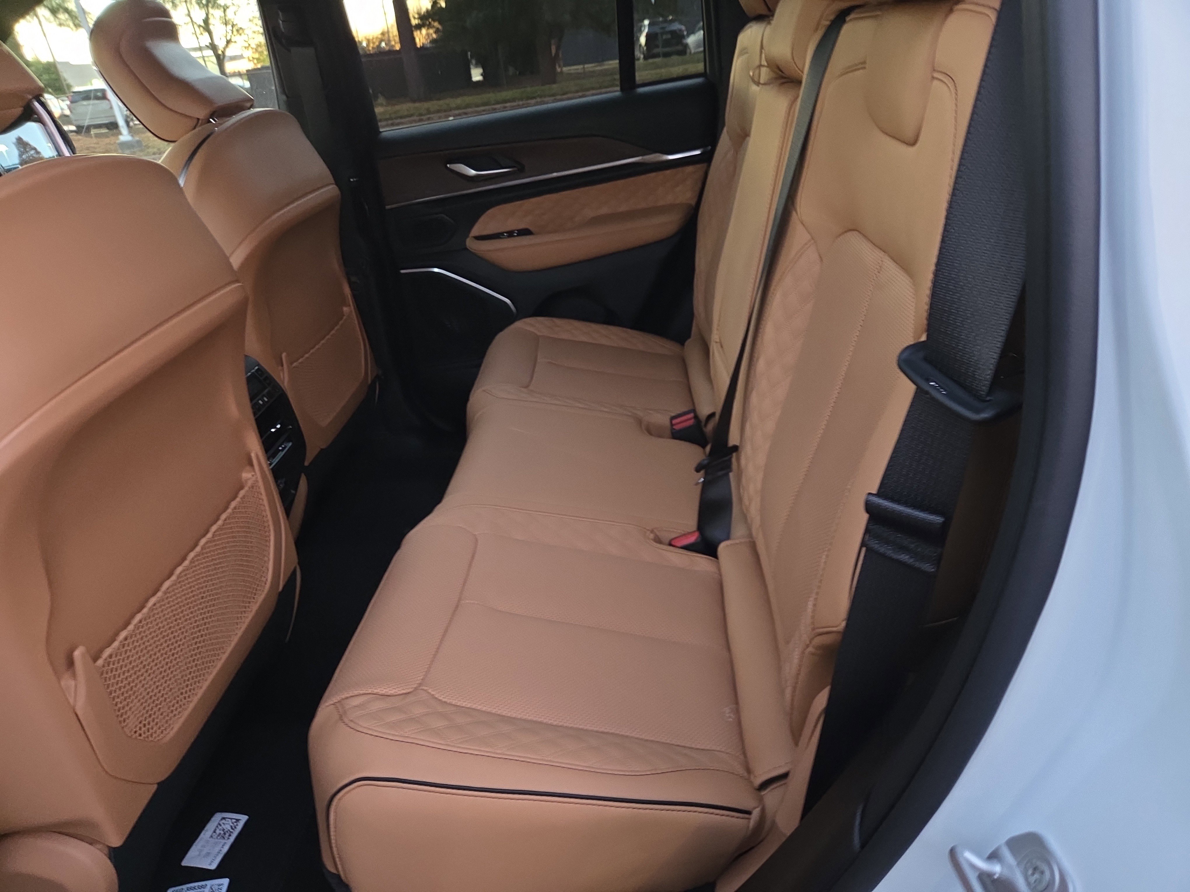 New 2025 Jeep Grand Cherokee Summit w/ Adv Protech Group IV image 6