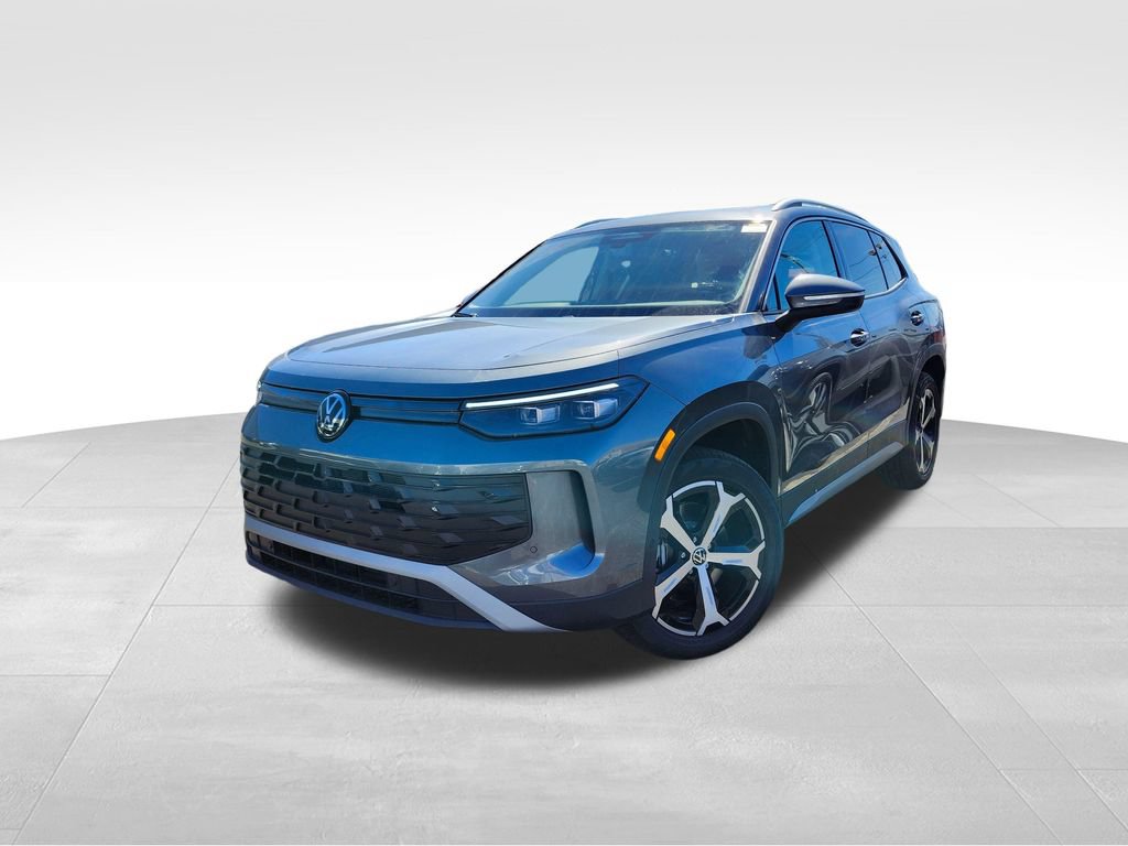 New 2026 Volkswagen Tiguan SE AWD/4WD image 3