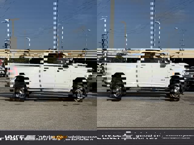 Used 2024 RAM 3500 Big Horn image 5