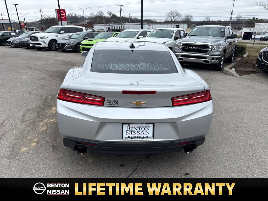 Used 2018 Chevrolet Camaro LT image 7