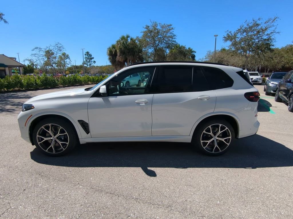 New 2026 BMW X5 xDrive40i w/ M Sport Package image 7